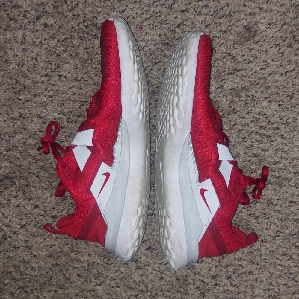 Nike running shows